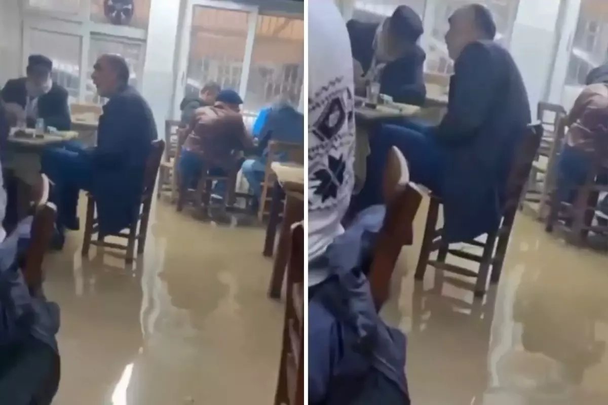 İstiflerini bozmadılar! Kahvehane sele teslim oldu ama...