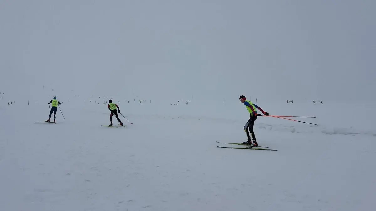 Yüksekova'da düzenlenen Kayaklı Koşu 1. Etap Yarışması sona erdi