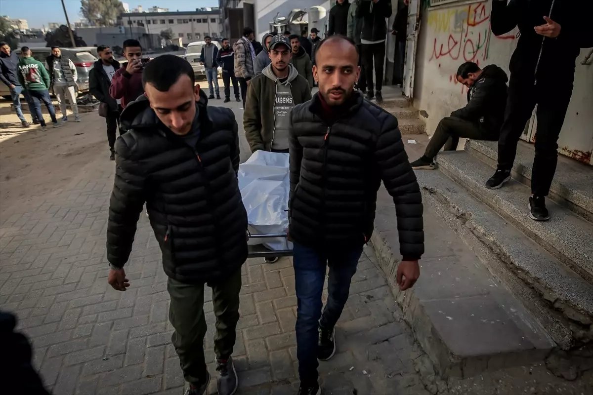 İsrail ordusunun Gazze Şeridi'ne düzenlediği saldırılarda hayatını kaybedenlerin sayısı 28'e yükseldi