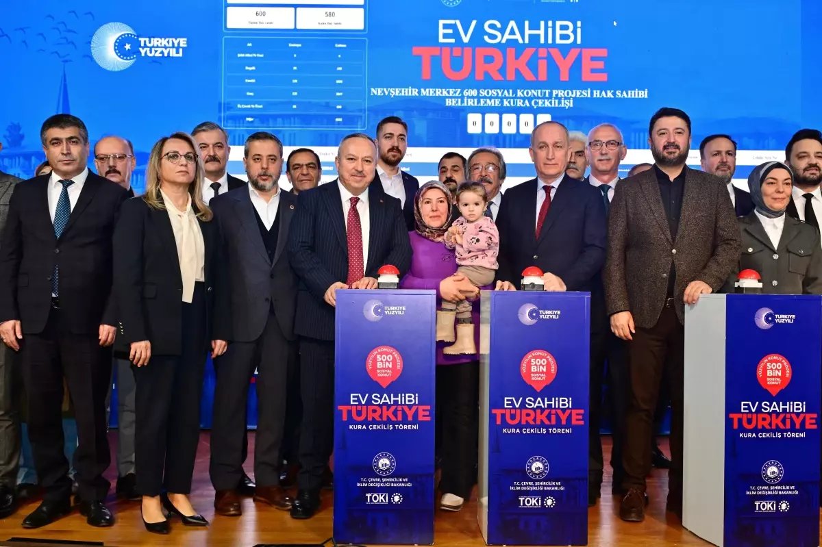 Nevşehir'de 'Yüzyılın Konut Projesi' Kura Çekim Töreni Gerçekleşti