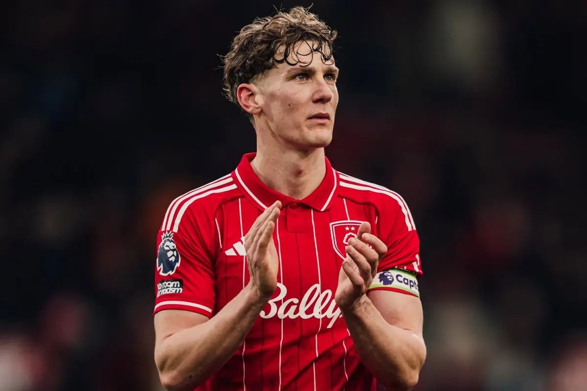 Fenerbahçe'nin rakibi Nottingham Forest 10 kişiyle yıkılmadı