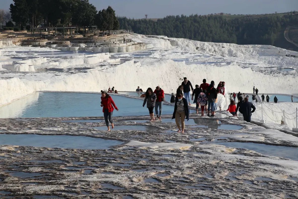 'Sömestir tatilinde Ege'de otellerde doluluk yüzde 80'e ulaştı'
