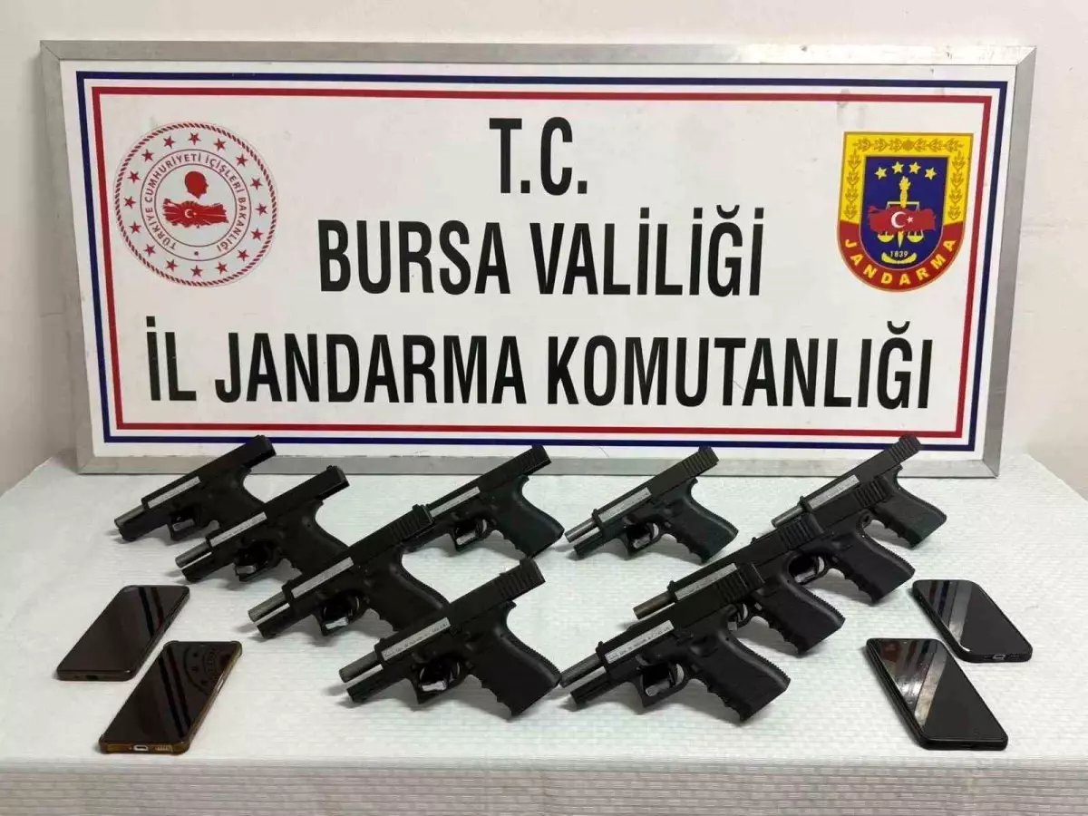 Bursa'da Jandarmadan silah operasyonu