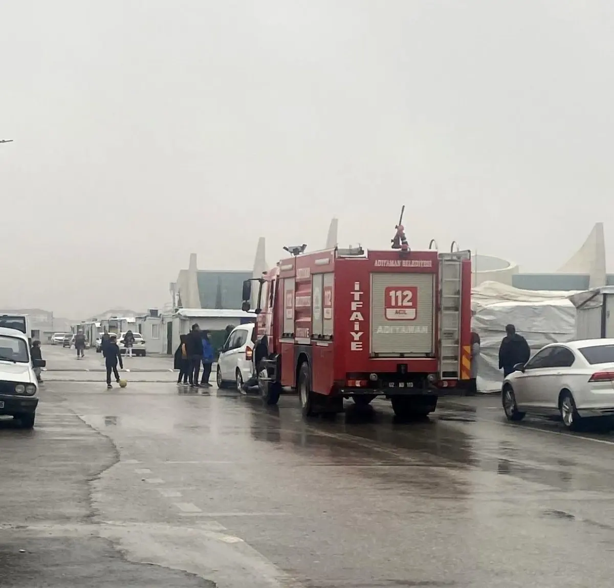 Konteyner kentte çıkan yangın korkuttu