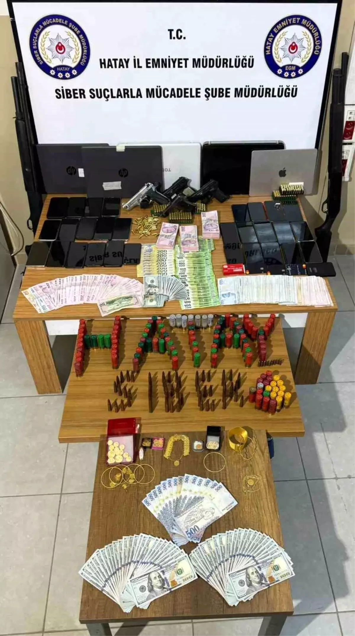 Vatandaşların IBAN'ını kullanarak bahis sitelerinin para transferini yapan örgüte operasyon: 19 gözaltı