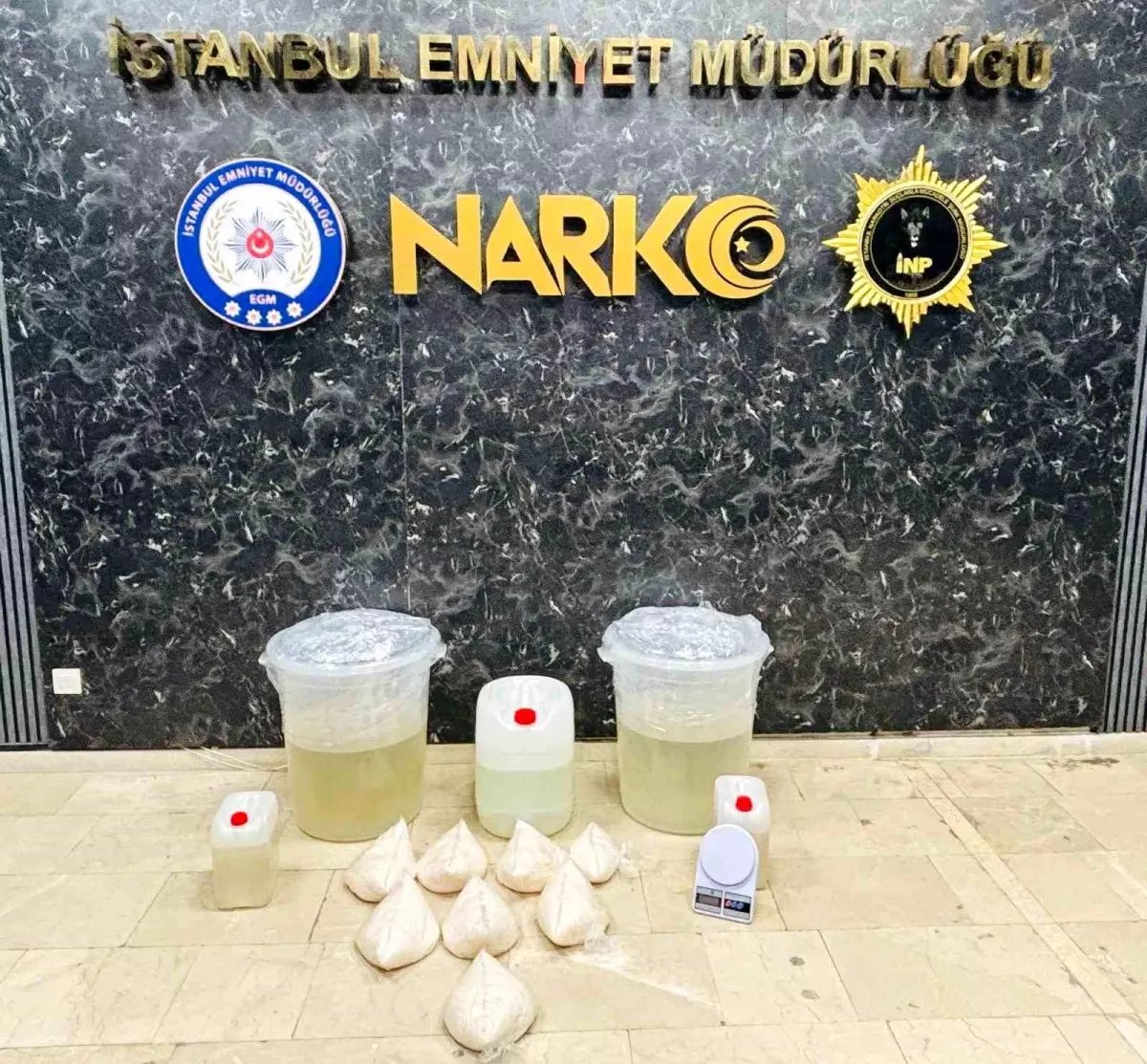 İstanbul'da 85 kilogram uyuşturucu ele geçirildi