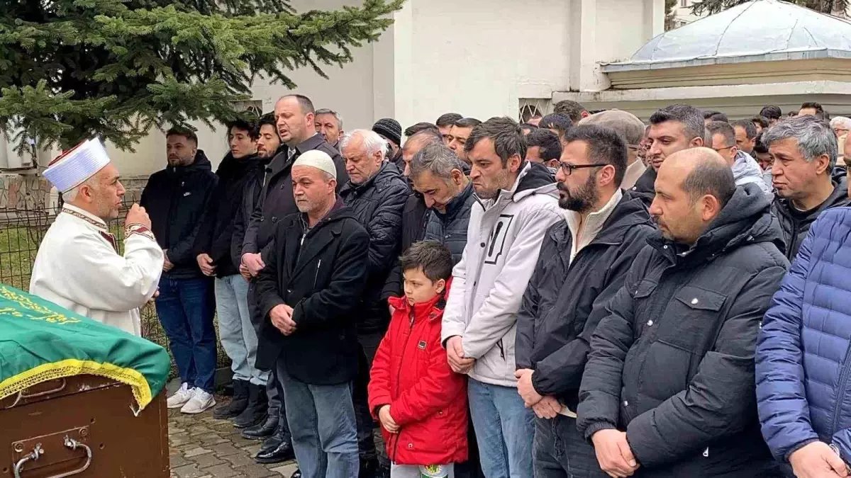 Alkollü sürücünün hayattan kopardığı genç son yolculuğuna uğurlandı