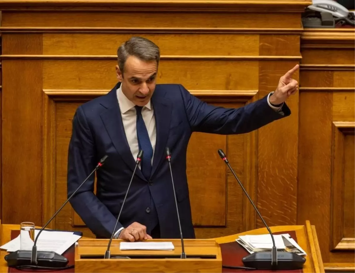 Miçotakis'ten 'anayasa değişikliği' açıklaması