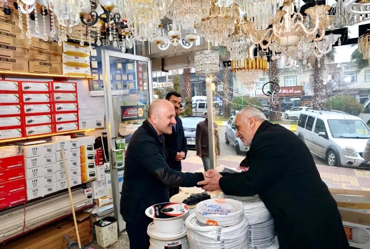 Vali Varol'dan Kahta esnafına moral ziyareti