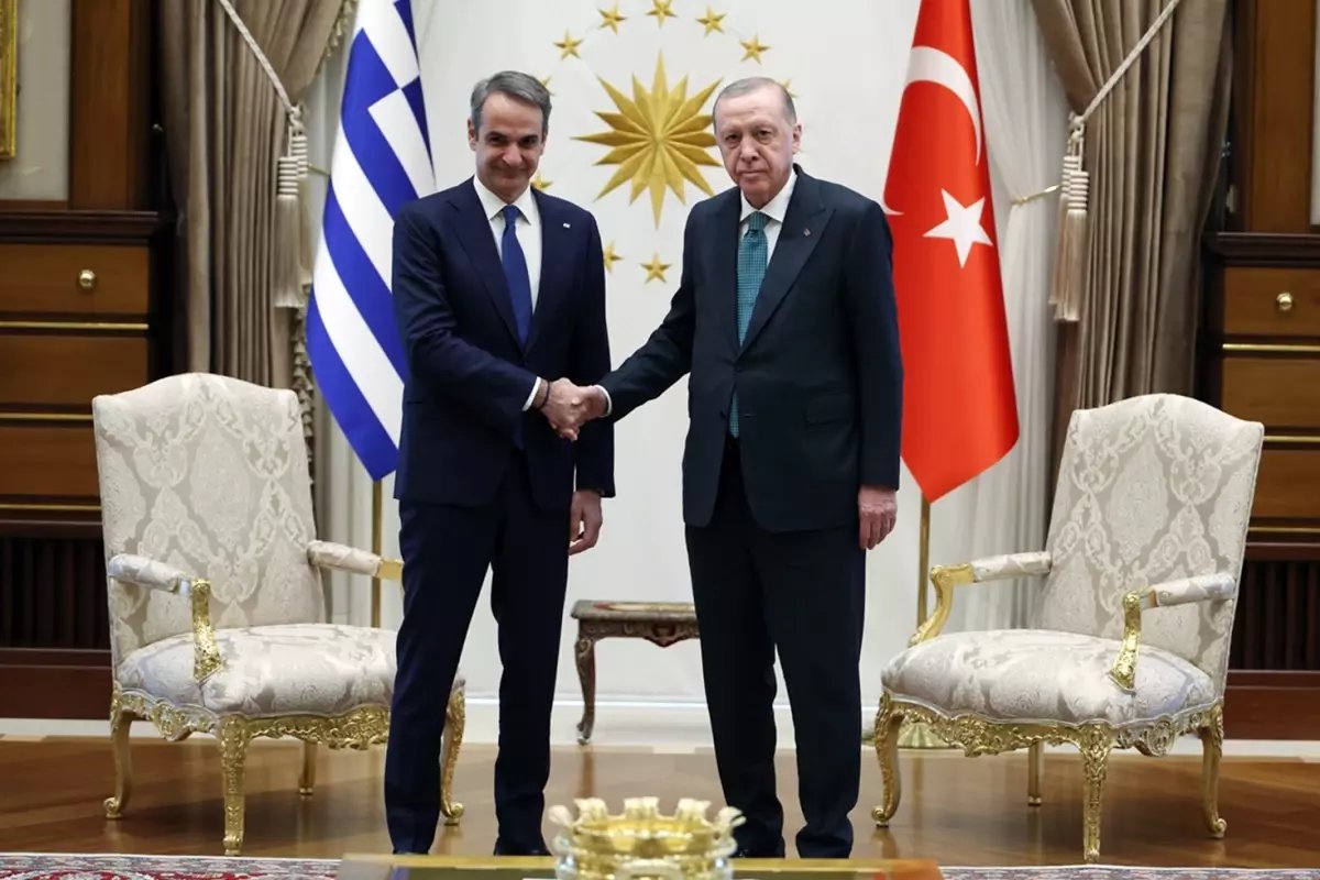 Miçotakis Ankara'da! Cumhurbaşkanı Erdoğan: Yunanistan'la Ege ve Akdeniz'deki sorunlarımız çözümsüz değil