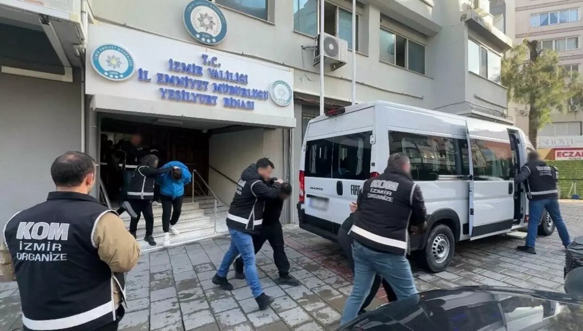 İzmir'de Fabrika İşçisi Silahlı Saldırıda Öldürüldü, 16 Şüpheli Tutuklandı