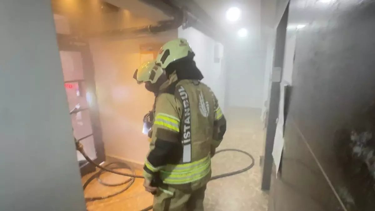 Avcılar'da ocakta unutulan yemek paniğe neden oldu