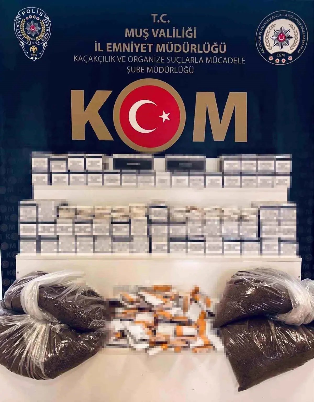 Muş'ta kargo ile kaçak tütün sevkiyatı polise takıldı