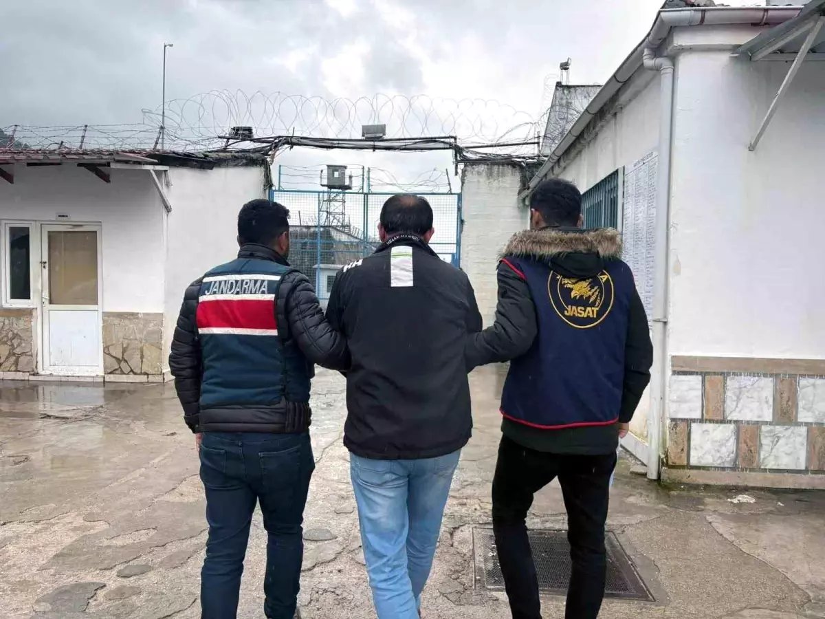 Jandarmanın uyuşturucu operasyonlarında 2 tutuklama