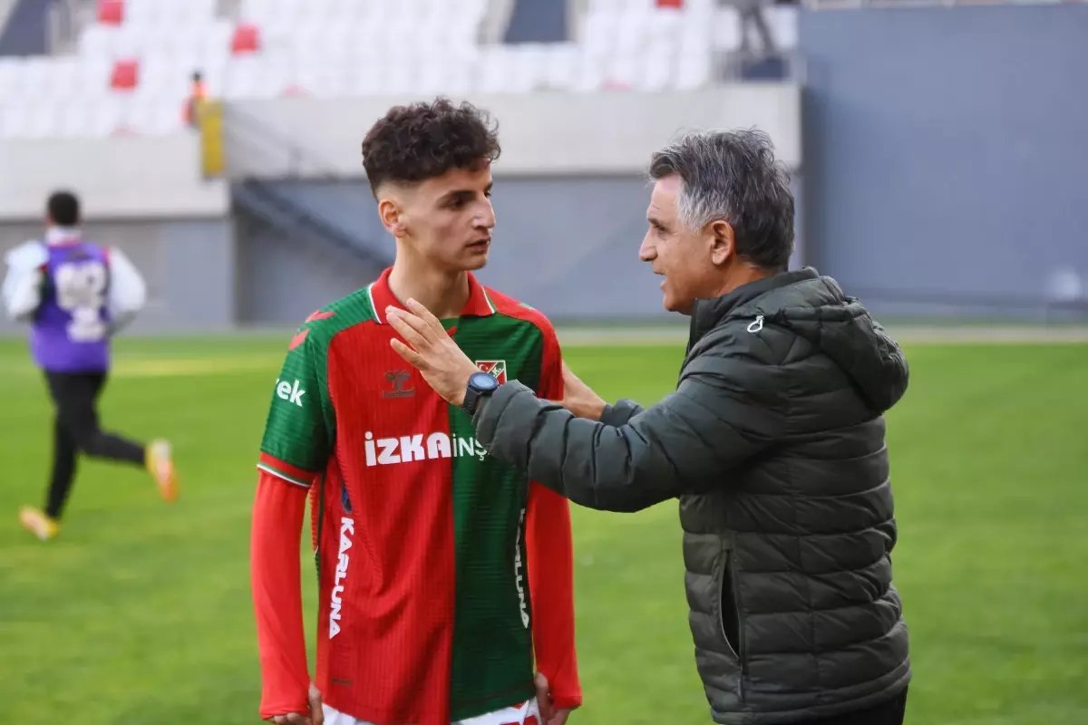 Karşıyakalı Adem yıllar sonra ilk olacak