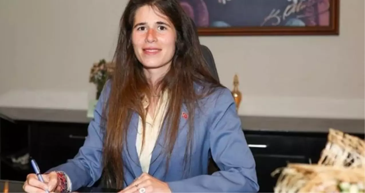 Lal Denizli kimdir, kaç yaşında? Çeşme Belediye Başkanı Lal Denizli hangi partiden, babası kim?