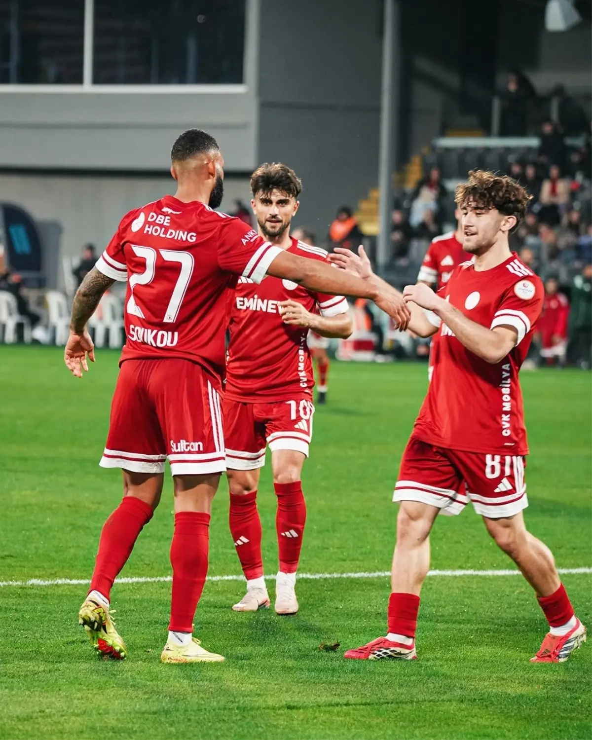 Eminevim Ümraniyespor - Boluspor: 4-2