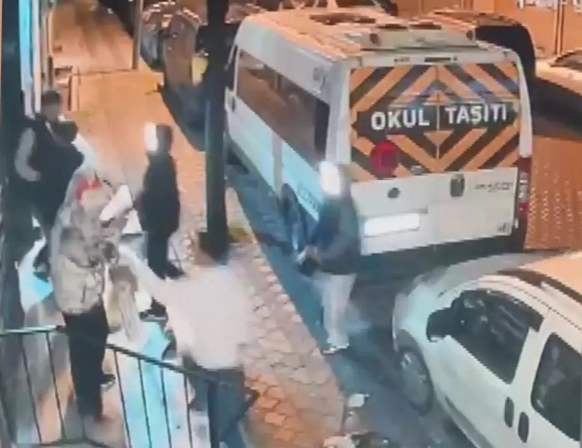 Sultangazi'de 2 çocuğa bıçaklı ve yumruklu saldırı