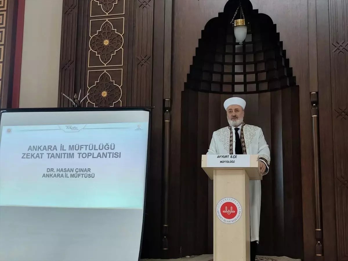 Ankara İl Müftüsü Çınar, esnafla buluştu