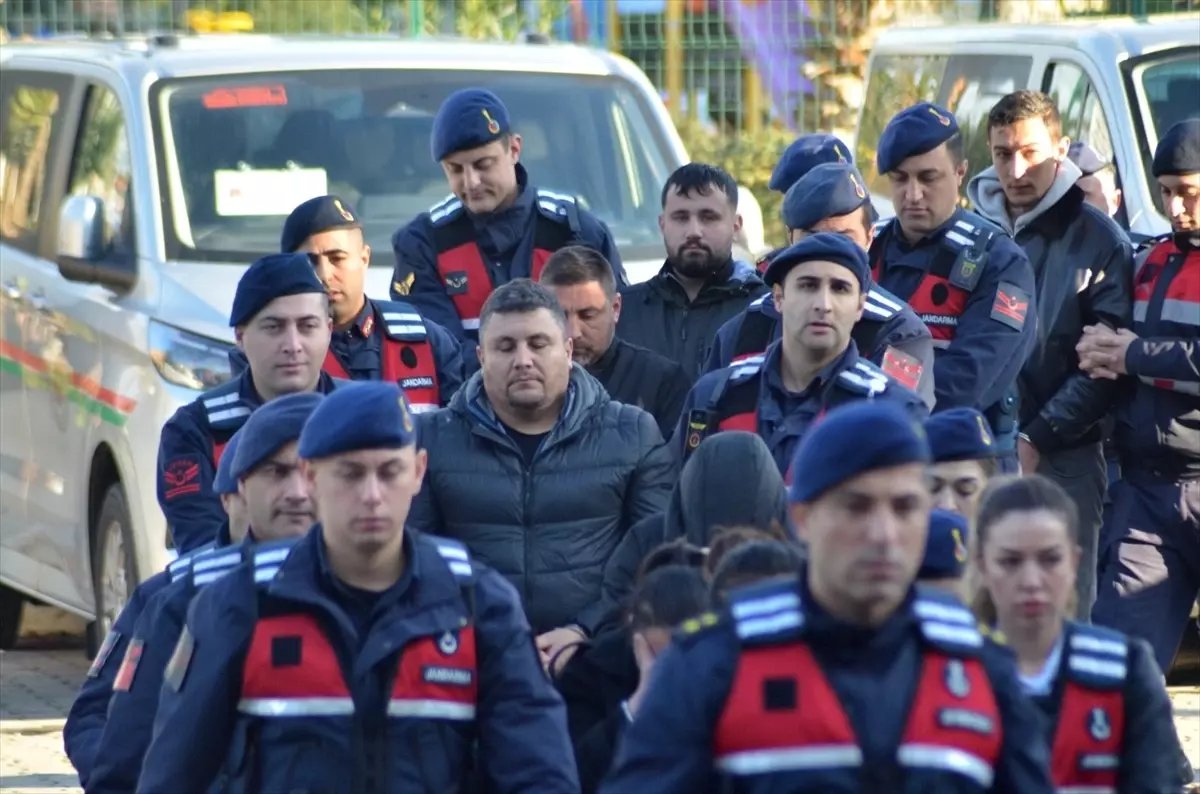 Aydın merkezli dolandırıcılık operasyonunda 9 zanlı yakalandı