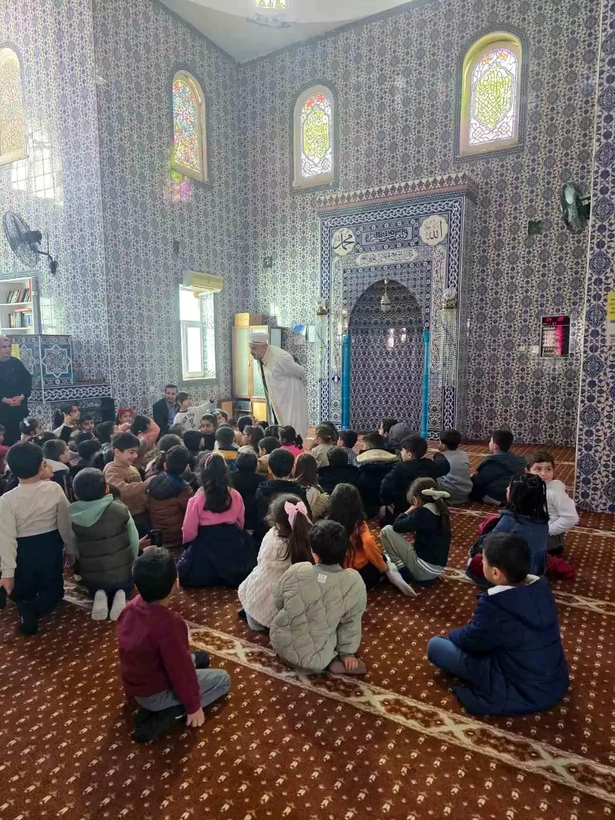 Siirt'te anaokulu öğrencilerine cami tanıtım etkinliği