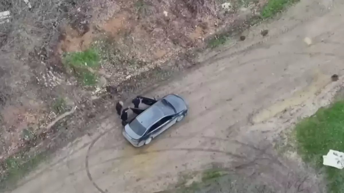 Arnavutköy'de çiftlik sahibi çalışanını elektrikli testereyle yaraladı