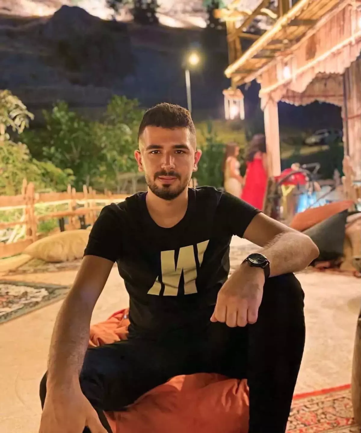 İnşaattan Düşen İşçi Son Yolculuğuna Uğurlandı