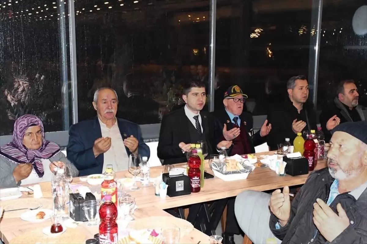 Alaçam'da şehit ve gazi ailelerine yönelik iftar programı düzenlendi
