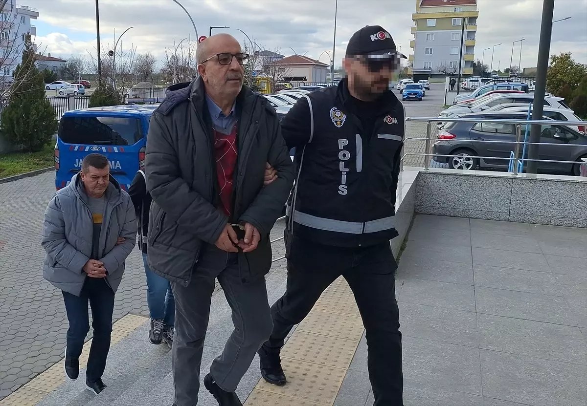 Kırklareli'nde zimmet soruşturmasında belediye personeli 2 zanlı tutuklandı