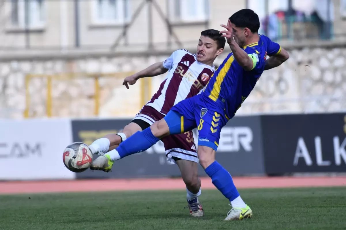 İnegölspor, Bucaspor 1928'i 4-0 mağlup etti