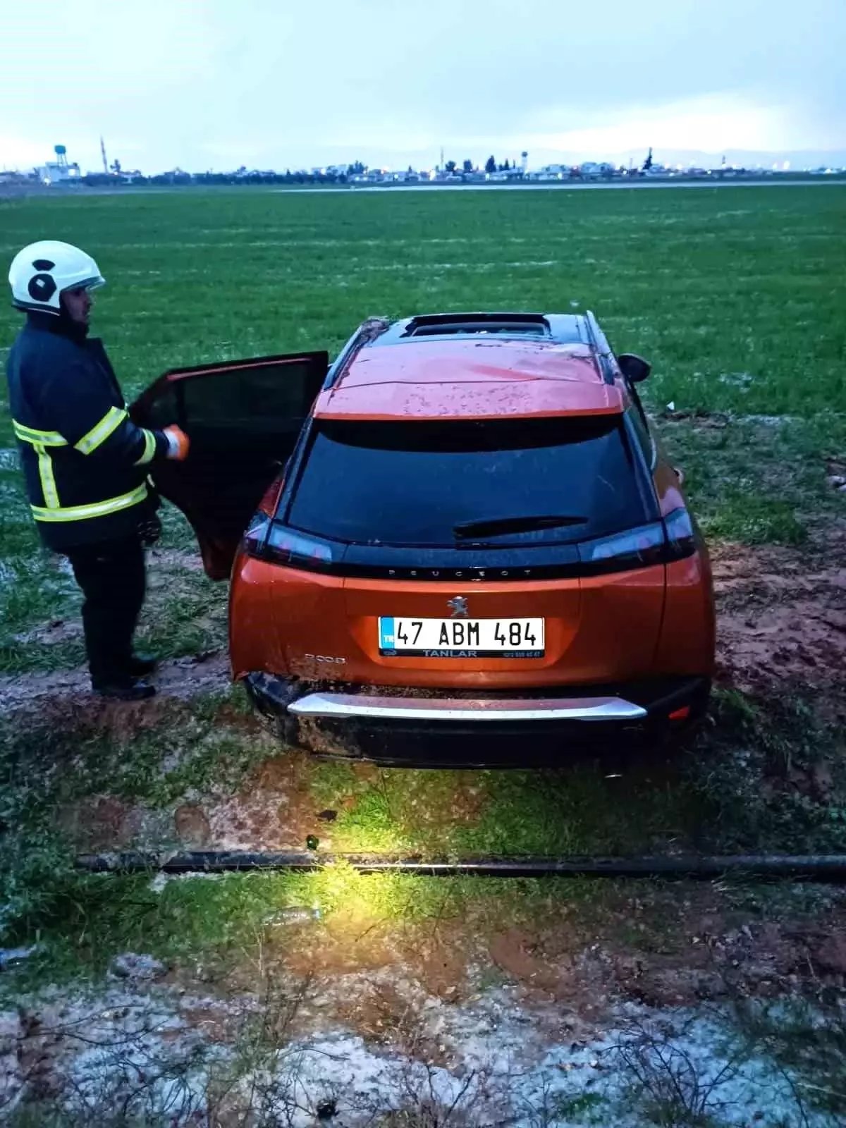 Mardin'de 3 aracın karıştığı zincirleme kazada 9 kişi yaralandı