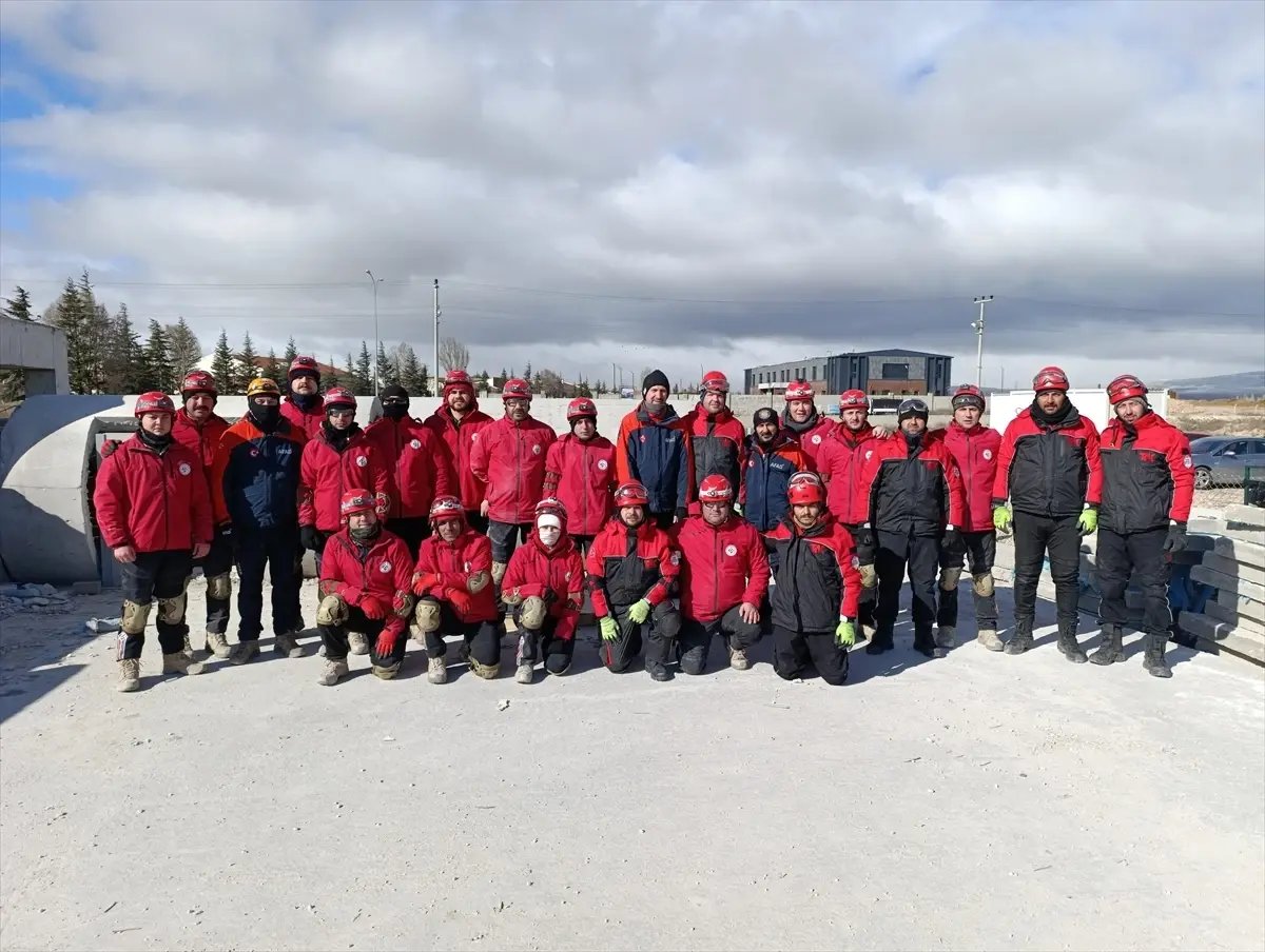Eskişehir Teknik Üniversitesinin uluslararası havalimanı afetlerde "lojistik üs" oldu