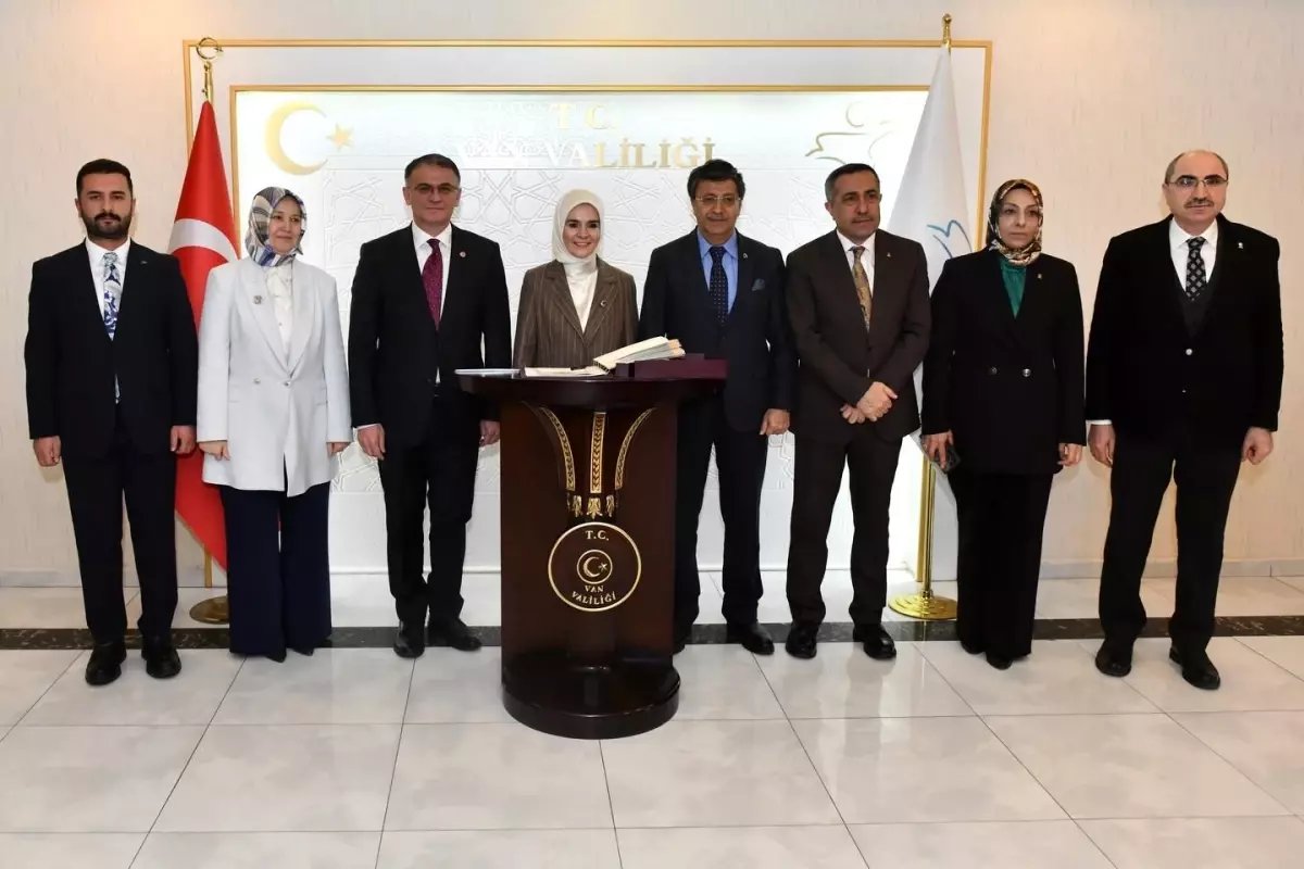 Aile ve Sosyal Hizmetler Bakanı Göktaş Van'da