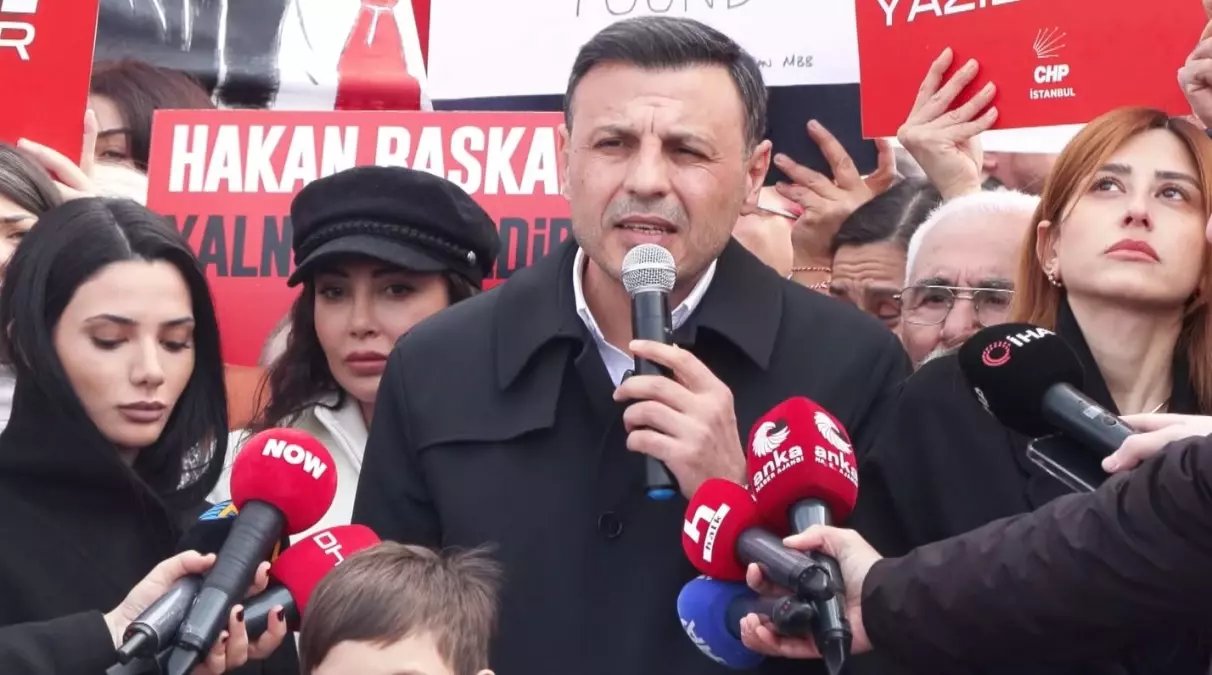 Özgür Çelik, Çağlayan Adliyesi önünde konuştu