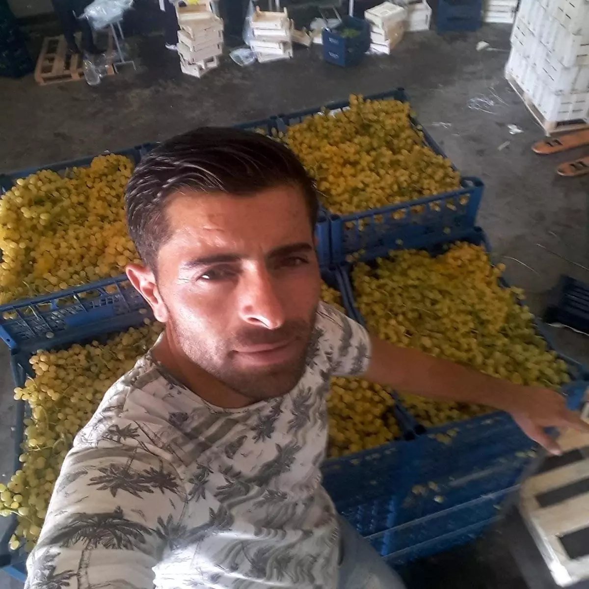 Manisa'da 33 yaşındaki şahıs boş arazide ölü bulundu