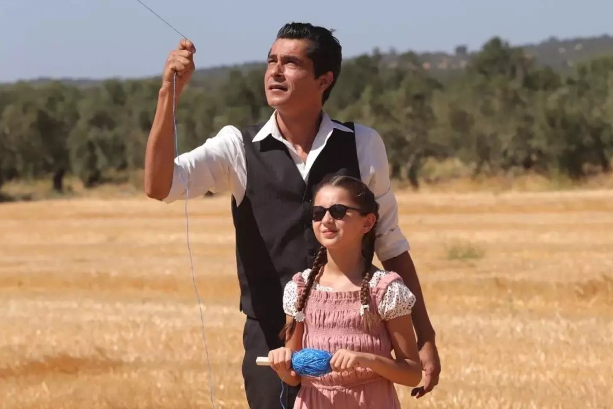 İsmail Hacıoğlu gönderildi, dizi sil baştan değişti! TRT 4 oyuncuyla yolları ayırdı