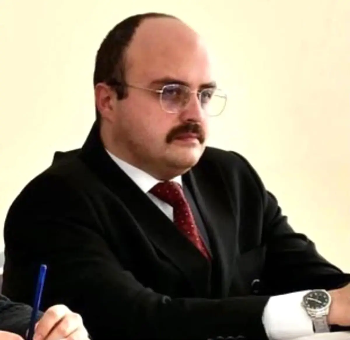 Genç savcı kalbine yenik düştü