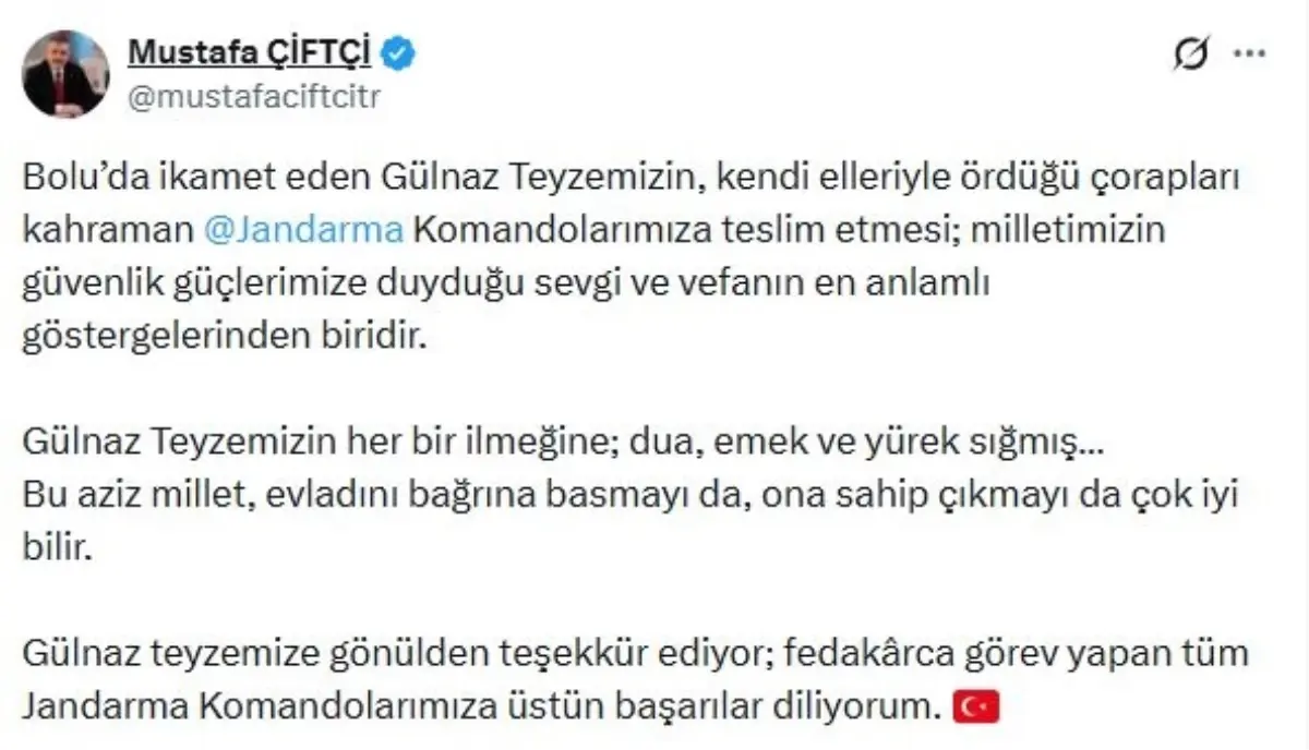 Elleriyle ördüğü çorapları 2 yıldır Mehmetçik'e gönderiyor