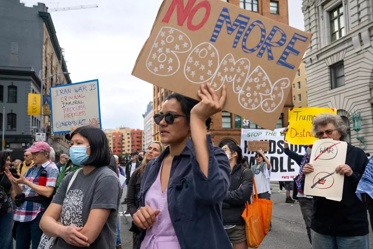Albüm: ABD ve İsrail'in İran'a Yönelik Hava Saldırıları San Francisco'da Protesto Edildi
