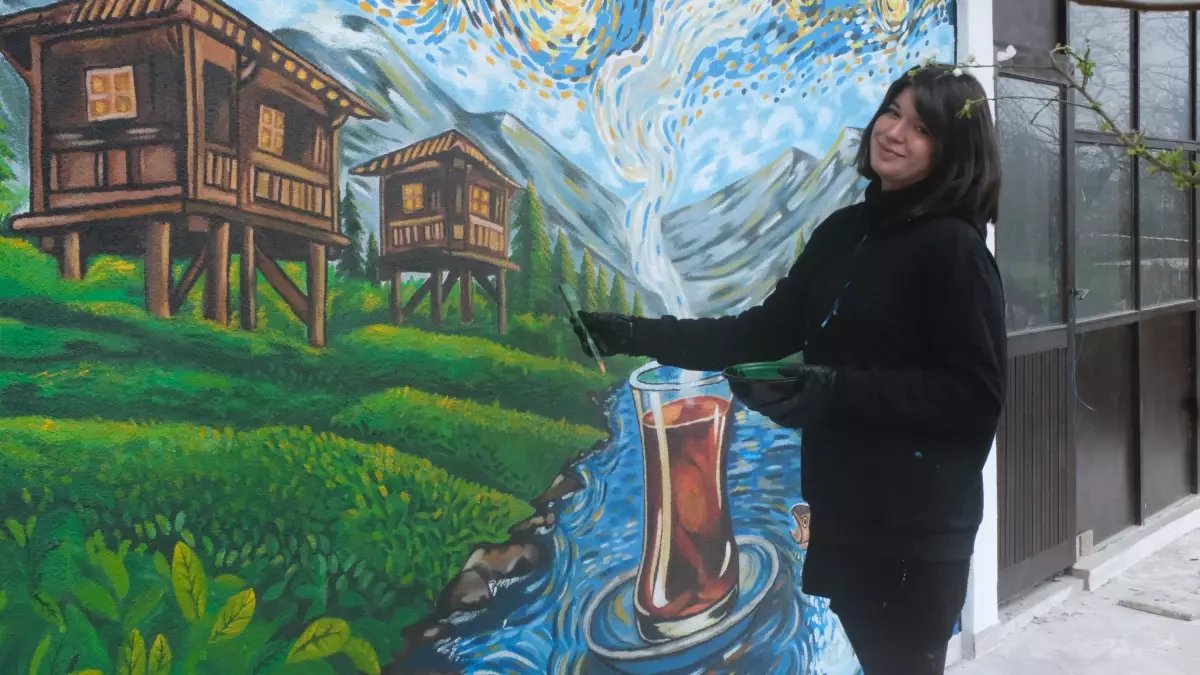 Rizeli Sanatçı Gamze Şehitoğlu, Van Gogh'dan İlham Alarak Yerel Temaları Sanatına Taşıdı
