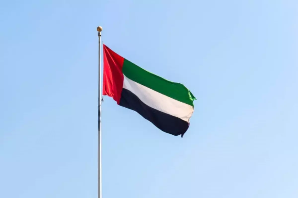 Dubai'de İnsansız Hava Aracı Parçaları Düştü: 2 Yaralı