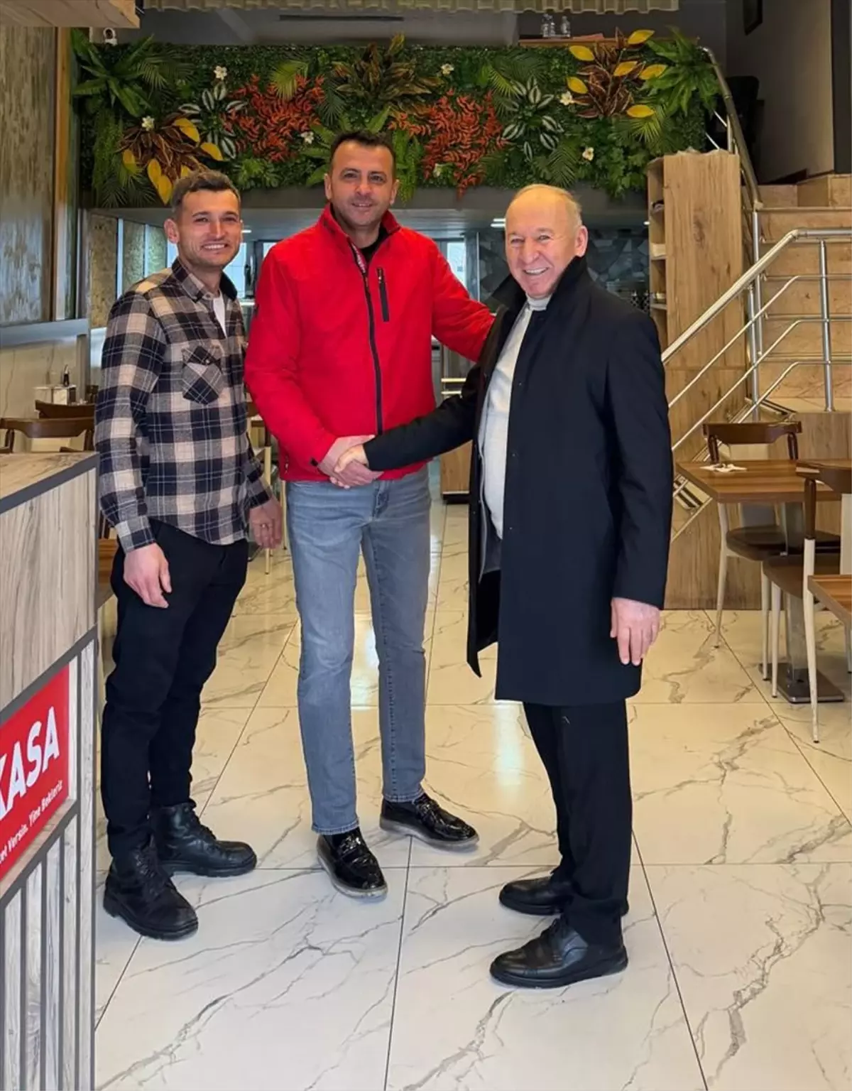 Beypazarı'nda MHP'den "Hayırlı Günler Komşum" ziyaretleri sürüyor