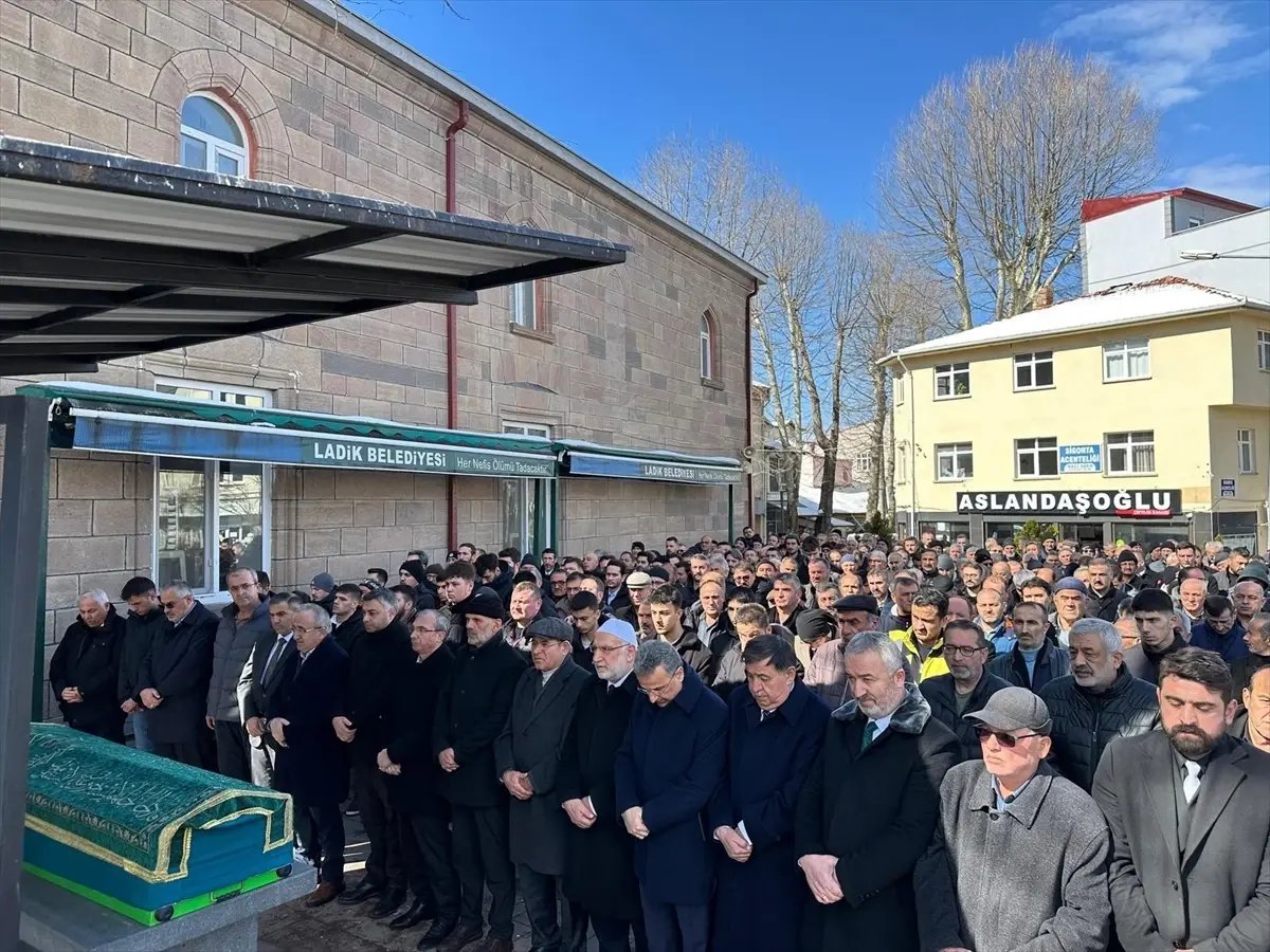 Ladik Belediye Başkanı Topal'ın acı günü