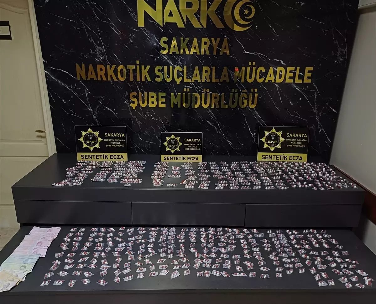 Sakarya'da uyuşturucu operasyonunda yakalanan 4 zanlı tutuklandı