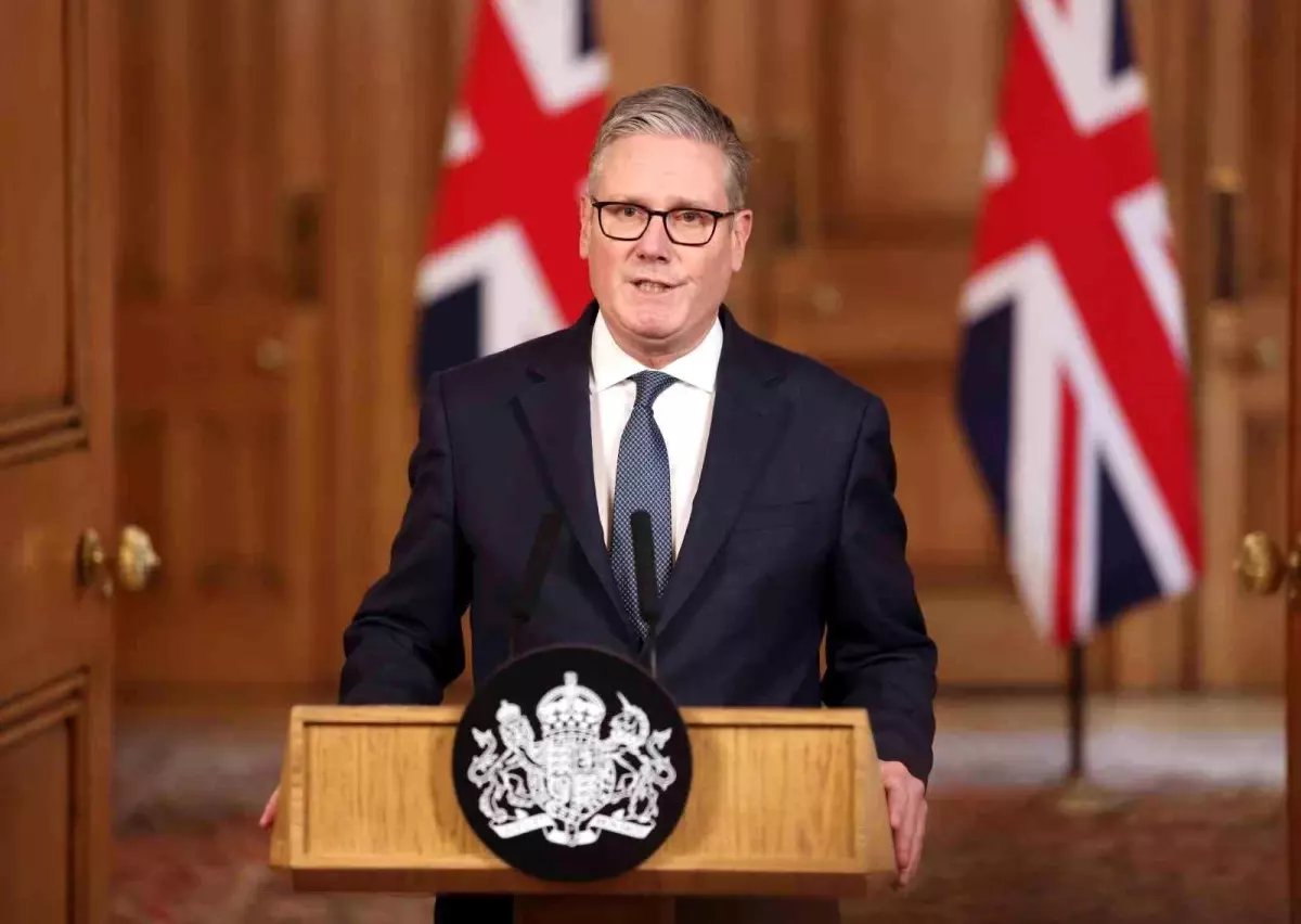 İngiltere Başbakanı Starmer: "İngiltere, ABD ve İsrail'in saldırılarına katılmayacak"