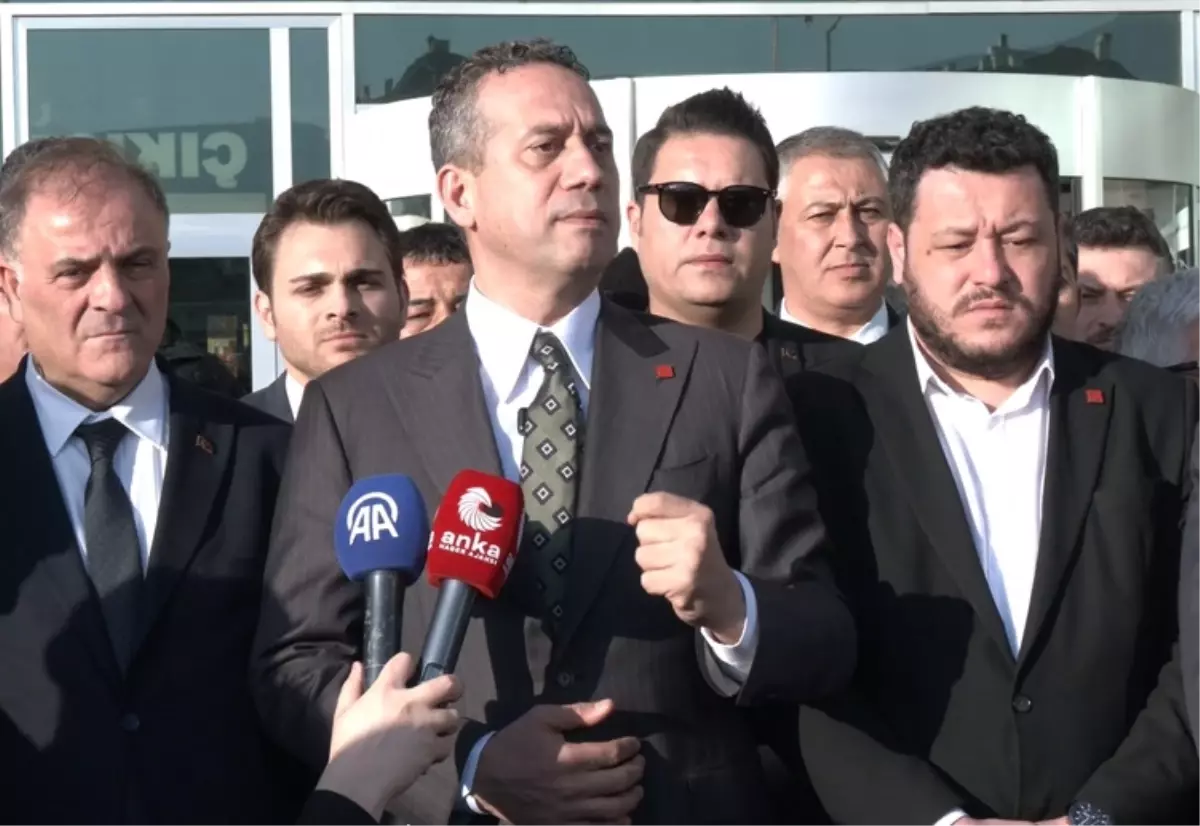 'İrtikap' soruşturmasında gözaltına alınan Tanju Özcan adliyeye sevk edildi