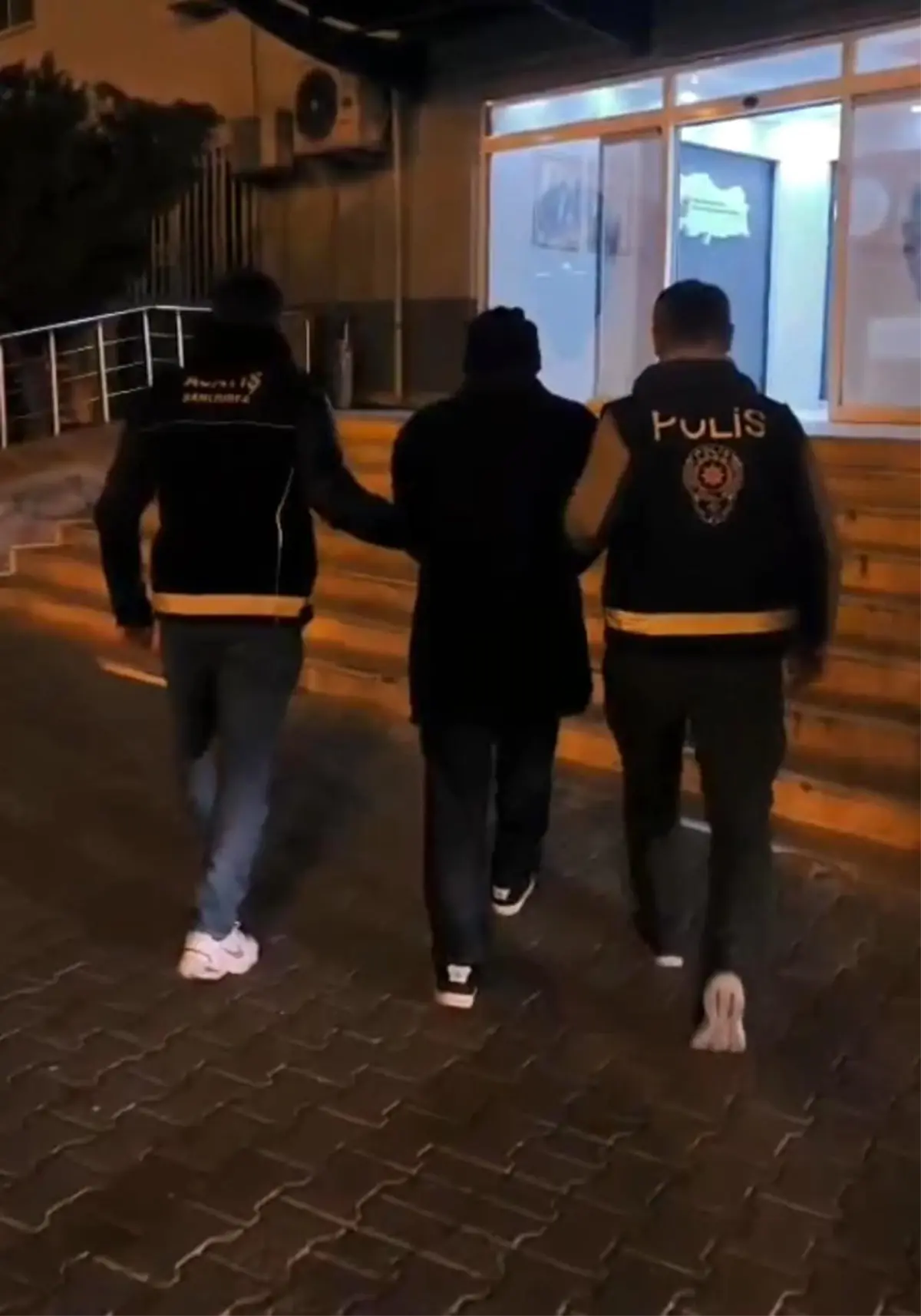 Şanlıurfa'da 18 yıl 11 ay hapis cezası bulunan hükümlü yakalandı