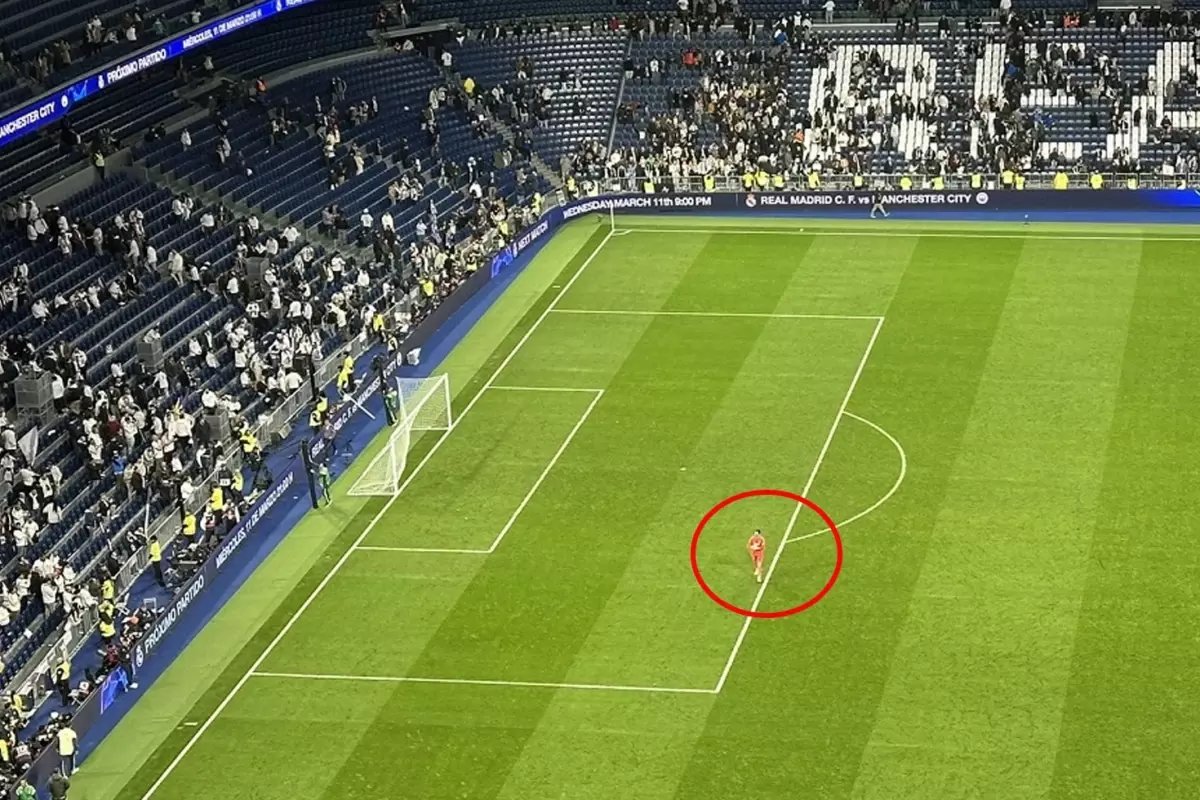 Tarihi maçtan sonra viral olan kare