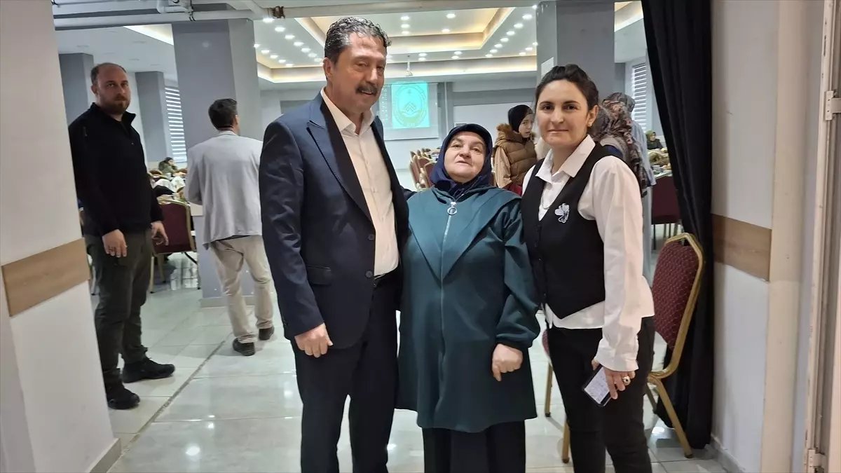 Beypazarı'nda Şehit Mehmet Çifci Anısına İftar Programı Düzenlendi