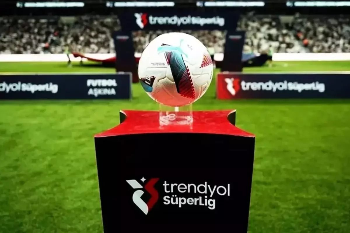 Süper Lig'de fikstür açıklandı: 2 kritik maç ertelendi